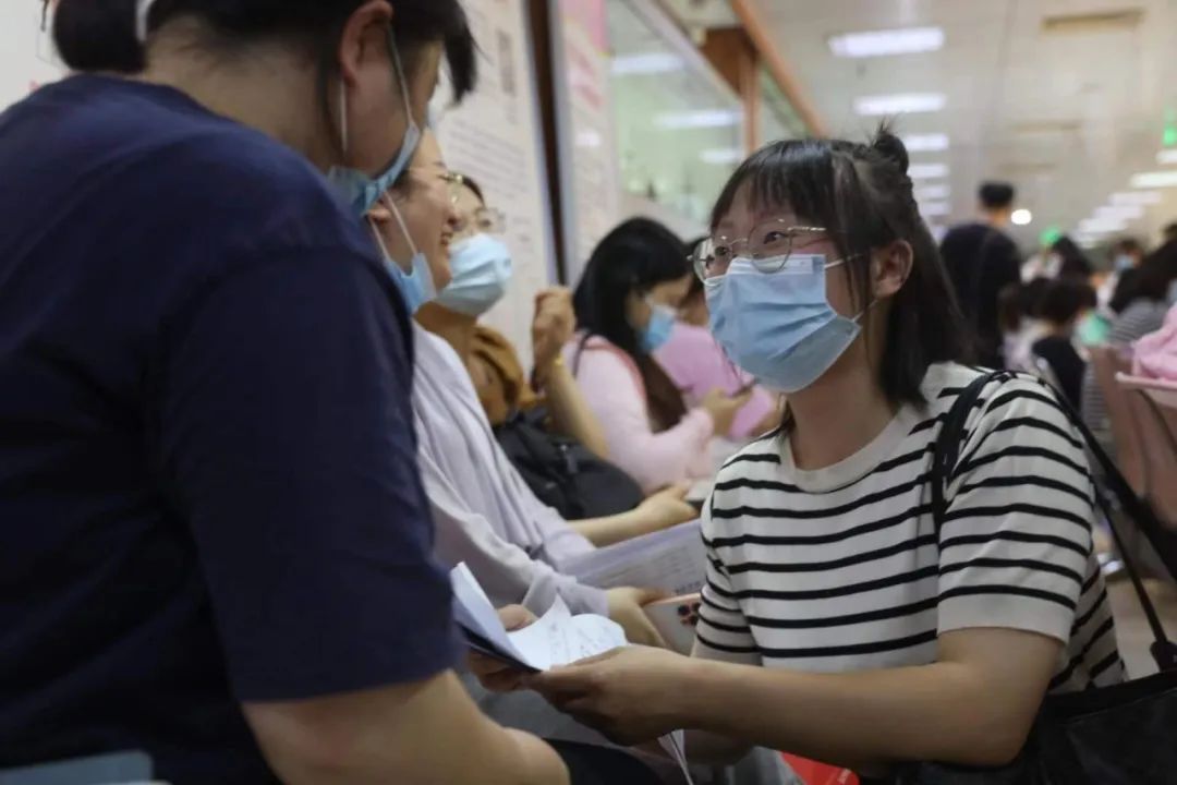 关于广州市红十字会医院医院陪诊代挂，服务周到包你满意的信息