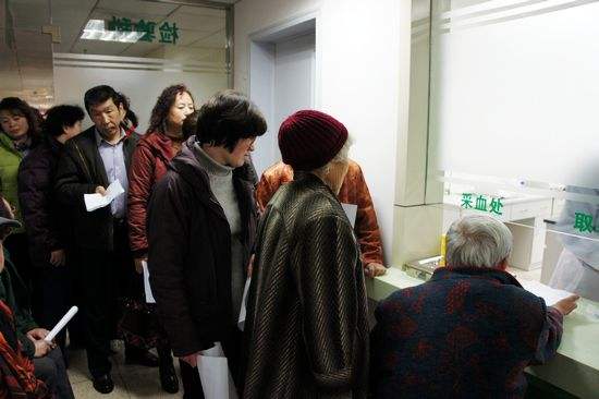 关于北京肿瘤医院代排队挂号，让每个患者轻松看上病的信息