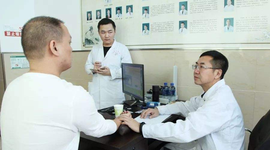 关于北京中医药大学附属护国寺中医医院（手把手教你如何挂上号）的信息