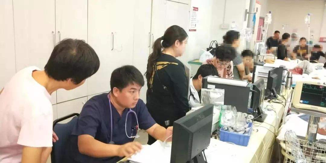 包含北京大学第六医院全天在线急您所急的词条