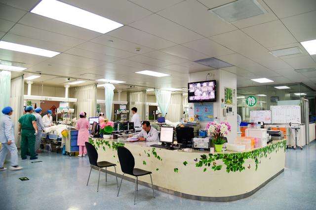 中国医学科学院肿瘤医院代挂号,享受免排队走绿色通道!的简单介绍