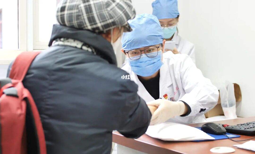 关于中国中医科学院西苑医院挂号黄牛票贩子，从事行业多年业务精通的信息