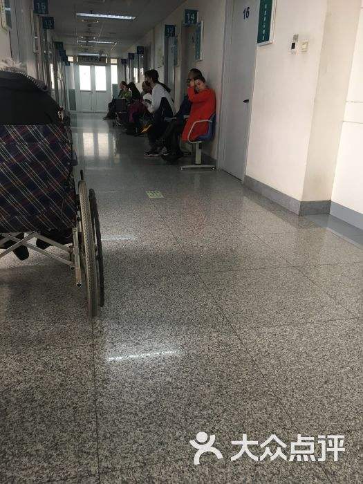 关于北京市海淀医院跑腿挂号，省去晚上熬夜排队的辛苦的信息