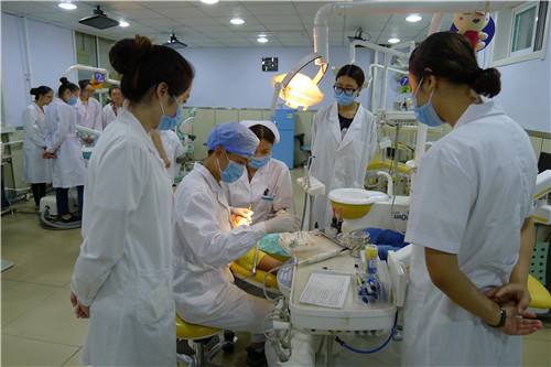 包含北京大学口腔医院跑腿代帮挂号，专业人办专业事
