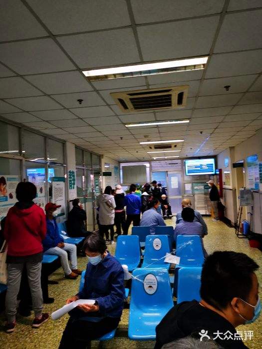 首都医科大学附属北京中医医院门口黄牛，为您解决挂号就医难题的简单介绍