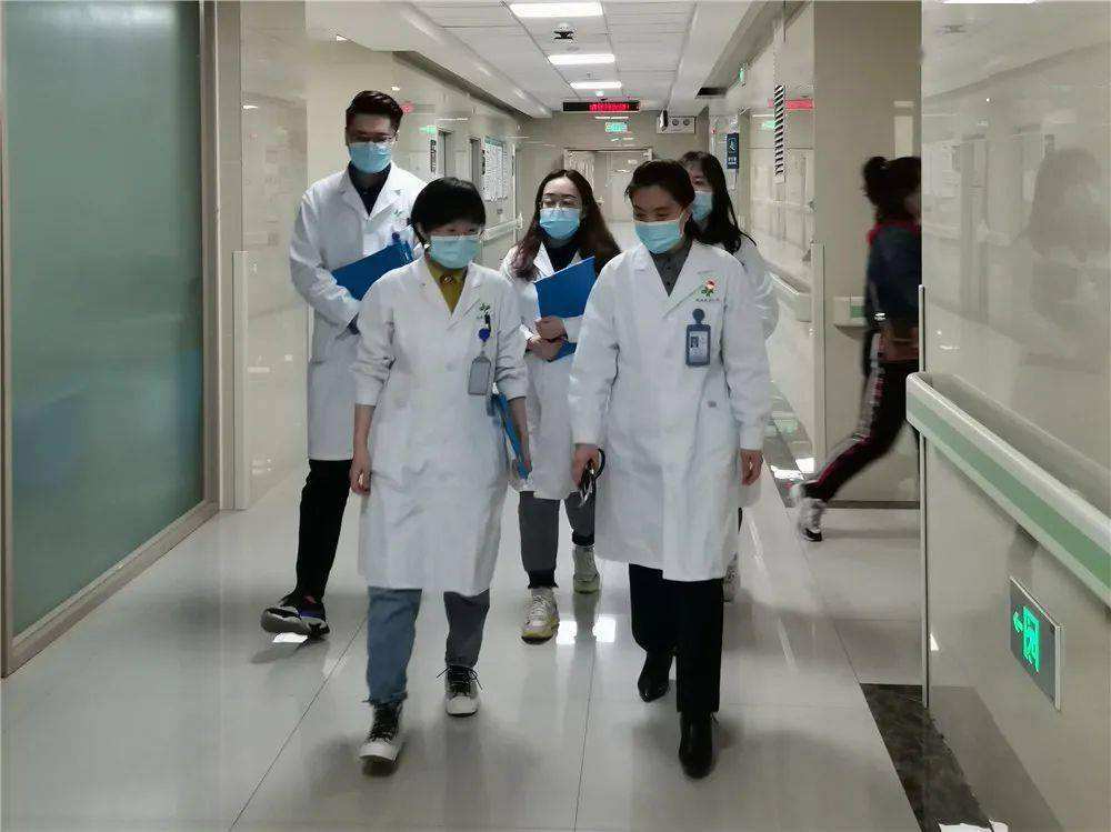 包含北京东方医院黄牛帮您解决医路难题的词条