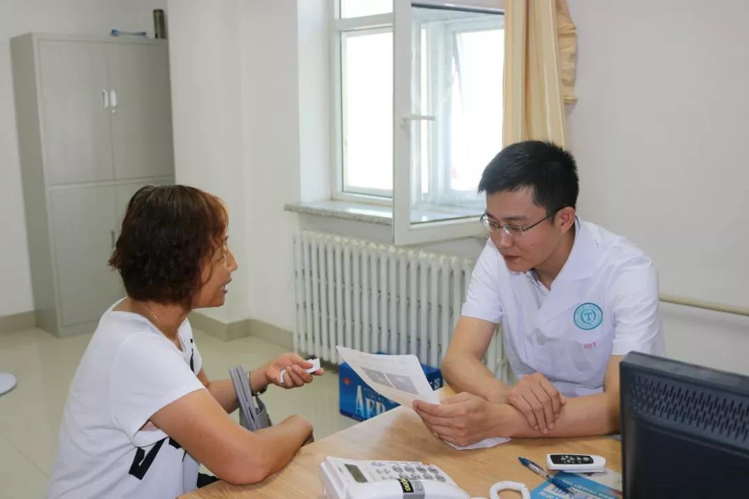 包含北京大学第一医院跑腿代挂号，成熟的协助就医经验的词条