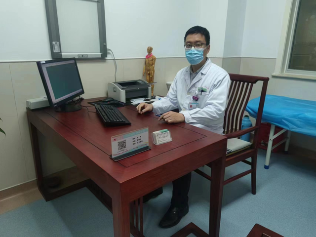 包含中国中医科学院广安门医院代排队挂号跑腿，热情周到的服务的词条