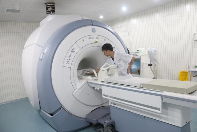 北京医院专家挂号找黄牛;为何很多医生都不建议患者做核磁共振检查?你知道原因吗?的简单介绍