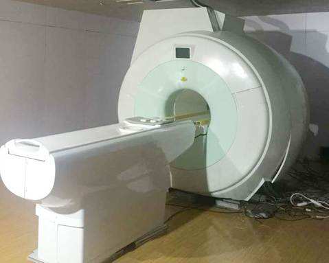 广安门中医院国医大师黄牛号贩子代挂；大夫，听说放射检查有射线!MRI，就是磁共振，安全吗?的简单介绍