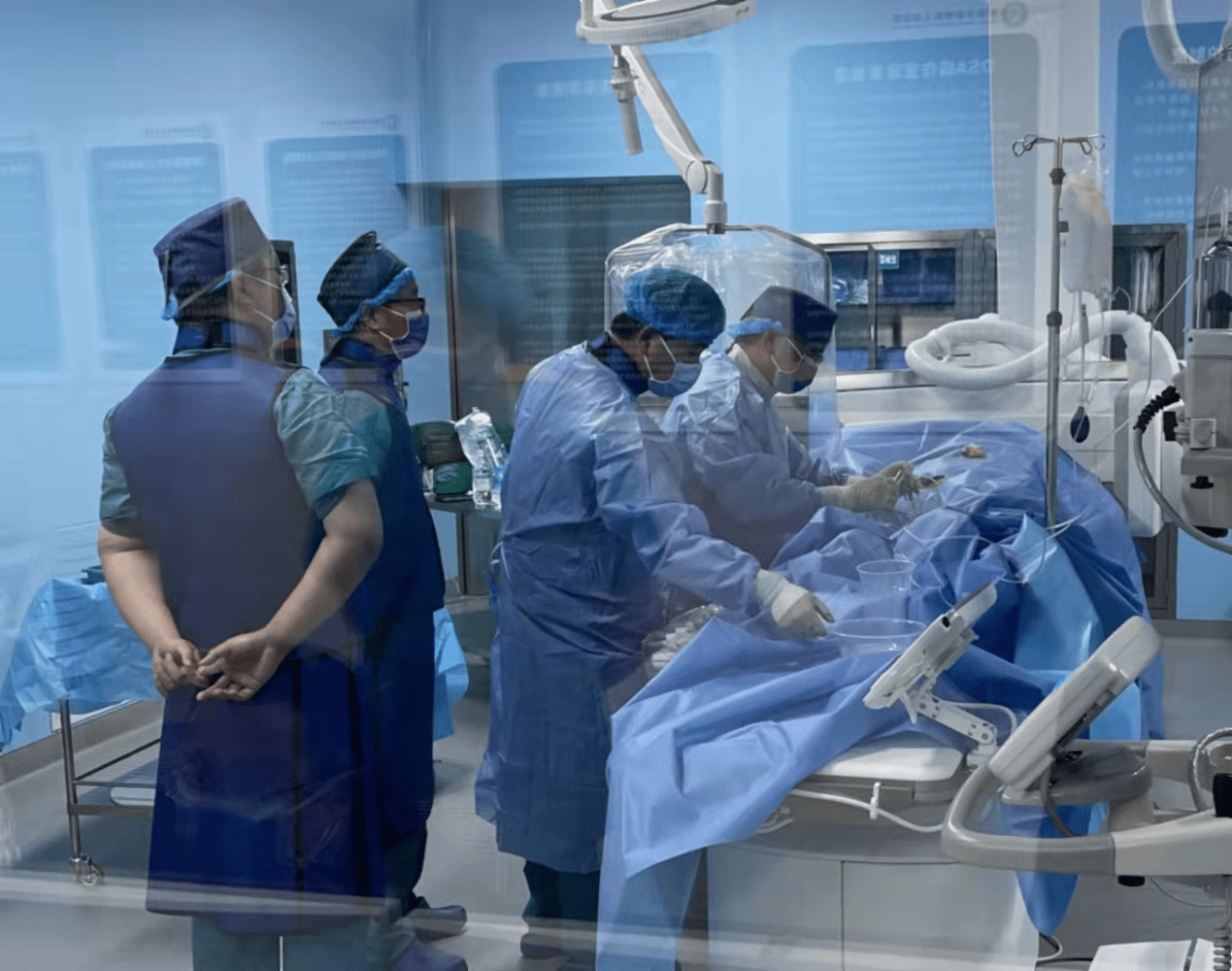关于广安门中医院国医大师黄牛号贩子代挂；30台无创冠脉核磁设备将“走进”美年大健康的信息