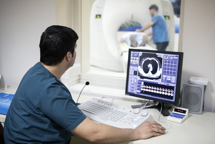 关于二龙路肛肠医院黄牛挂号贵吗，同行收费最低；DR(X线)、CT、核磁(MRI)到底有什么区别?的信息