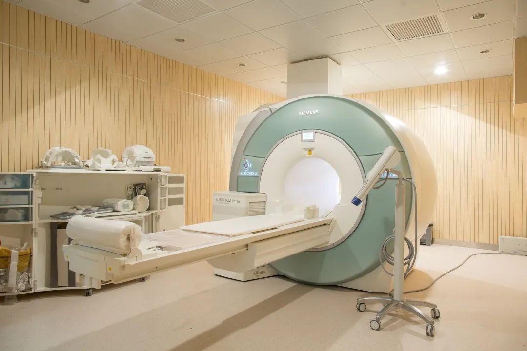 安定医院黄牛跑腿代挂；一文看懂X线、CT与核磁(MRI)的区别的简单介绍