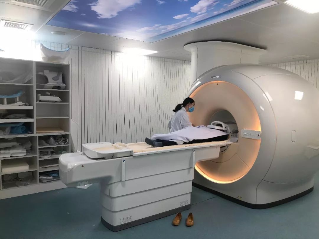 关于首都医科大学附属复兴医院黄牛百事通挂号服务；CT、磁共振(MRI)、X线，有什么区别?一分钟为你答疑解惑的信息
