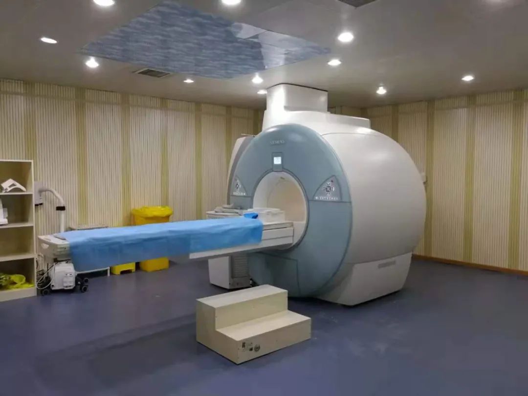 包含西苑医院号贩子一手挂号就是快；CT、磁共振(MRI)、X线，有什么区别?一分钟为你答疑解惑的词条