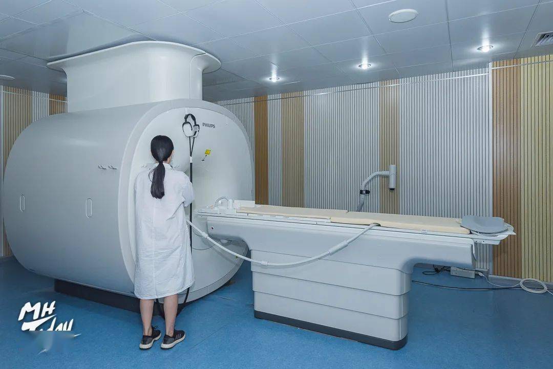 包含阜外医院知名专家黄牛快速挂号；CT、磁共振(MRI)、X线，有什么区别?一分钟为你答疑解惑