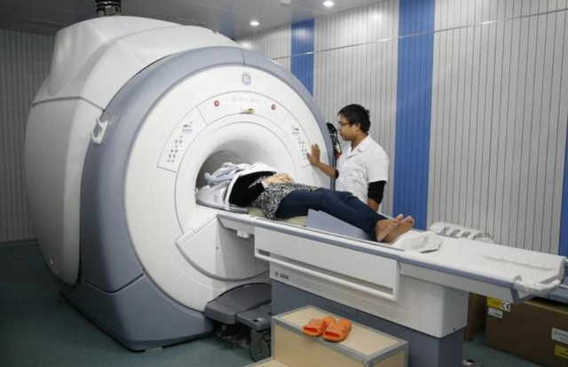博爱医院黄牛帮你解决挂号难题；大夫，听说放射检查有射线!MRI，就是磁共振，安全吗?的简单介绍