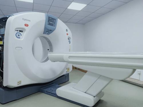关于回龙观医院黄牛建档专家挂号都可以；磁共振成像清晰还没有辐射，为什么还不能取代CT?的信息