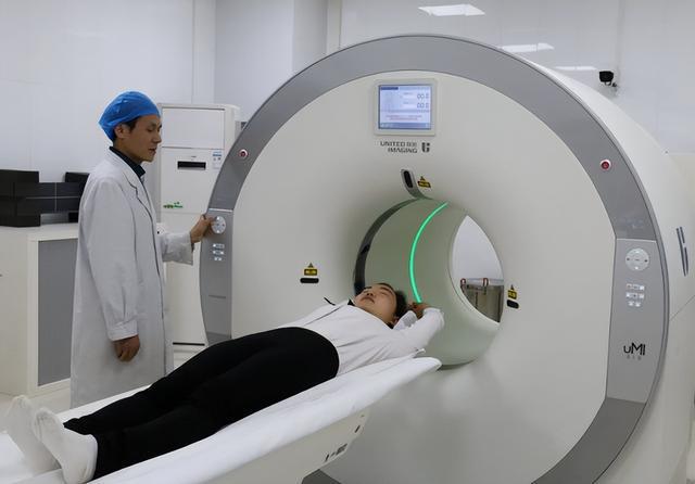 包含西苑医院号贩子一手挂号就是快；CT和核磁共振有何区别?为何检查肺常做CT，头颅常做磁共振?的词条