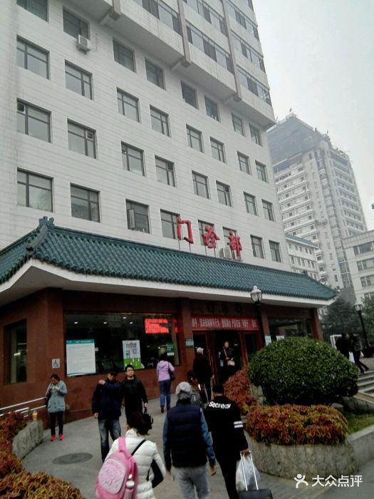 中国中医科学院广安门医院挂号跑腿，节约您的时间和精力的简单介绍