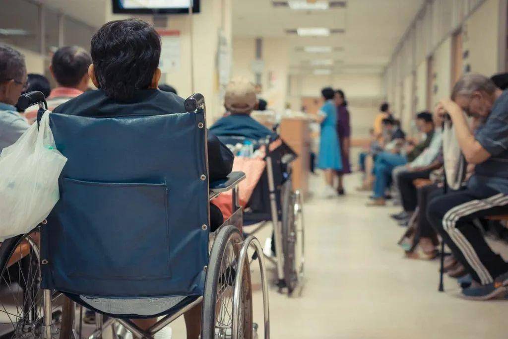 关于广安门医院排队跑腿代挂号，省时省力便捷救急的信息