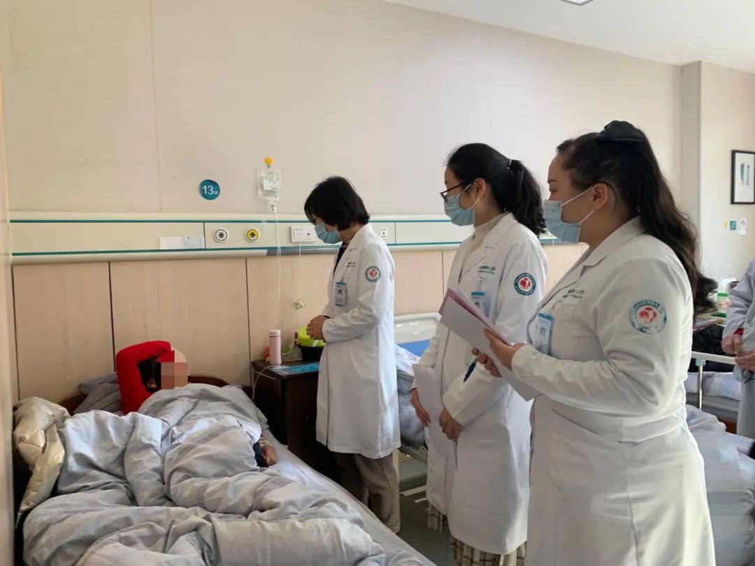 内江市第一人民医院医院黄牛挂号，就诊助手医疗顾问的简单介绍