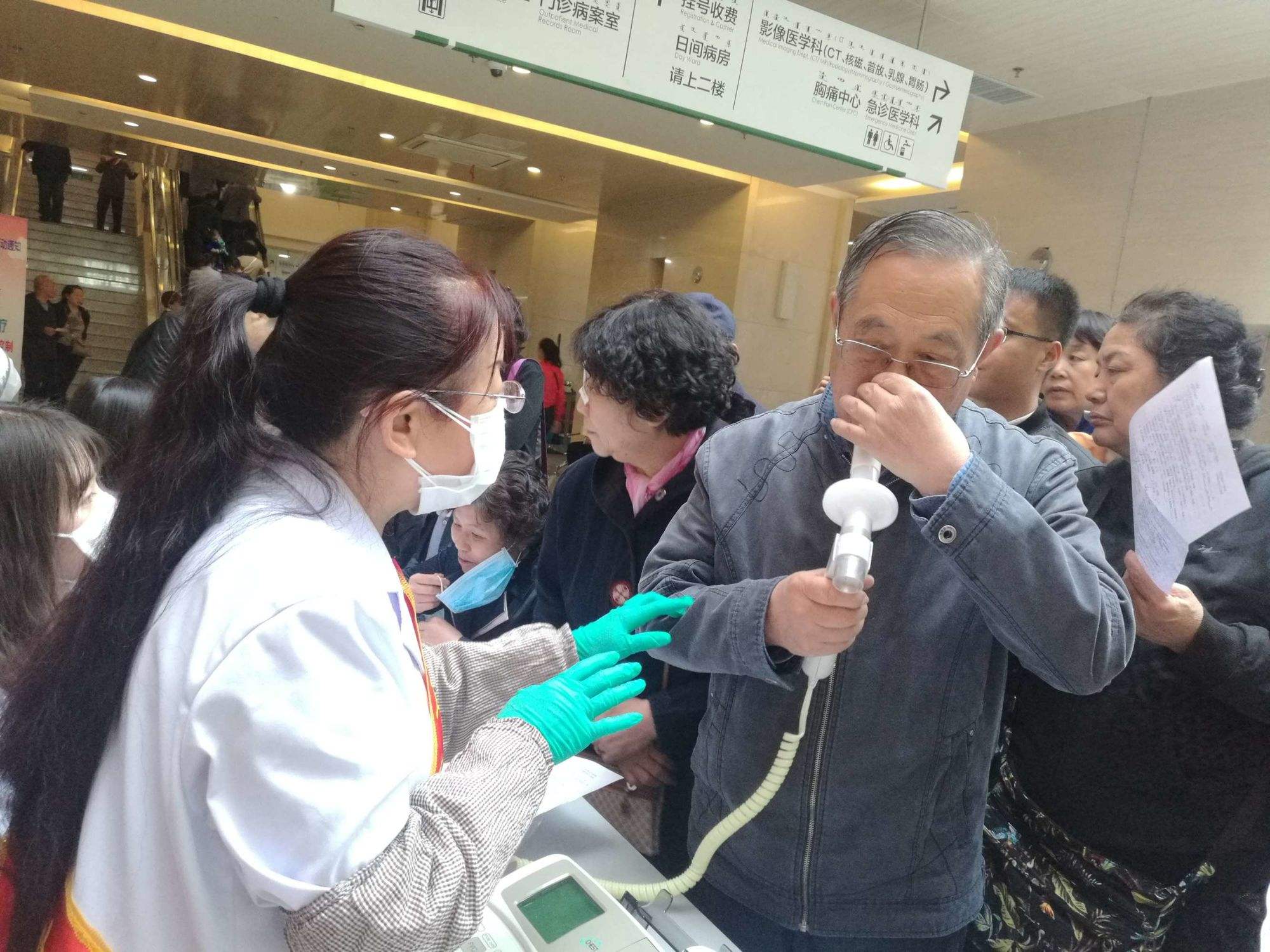 关于广州军区机关医院哮喘气管炎诊疗中心医院黄牛挂号，诚信靠谱合理收费的信息