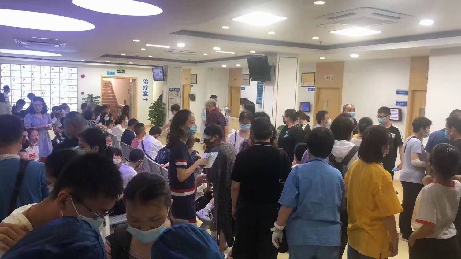 包含上海市第十人民医院医院黄牛挂号，检查加急快速入院的词条
