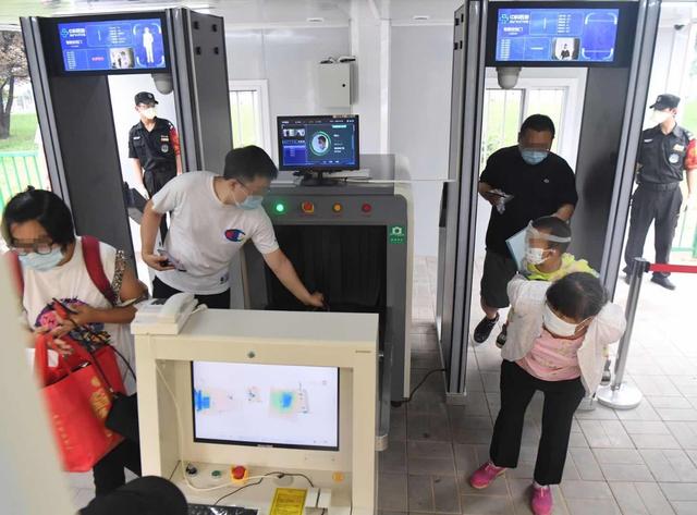 包含北京儿童医院支持医院取号全程跑腿!的词条