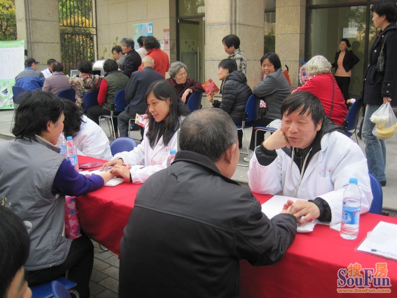 关于上海中医药大学附属龙华医院医院代诊票贩子挂号，诚信靠谱合理收费的信息