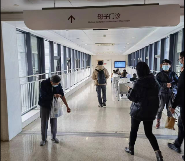 关于广州医学院第一附属医院海印分院医院陪诊代挂，检查加急快速入院的信息